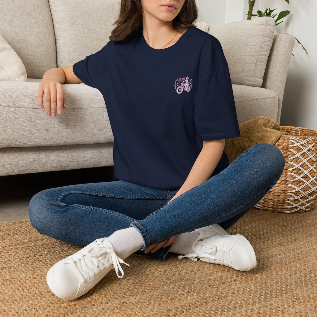 Vintage Lavender Bicycle Pocket T‑Shirt — Cute Retro Bike Graphic Tee