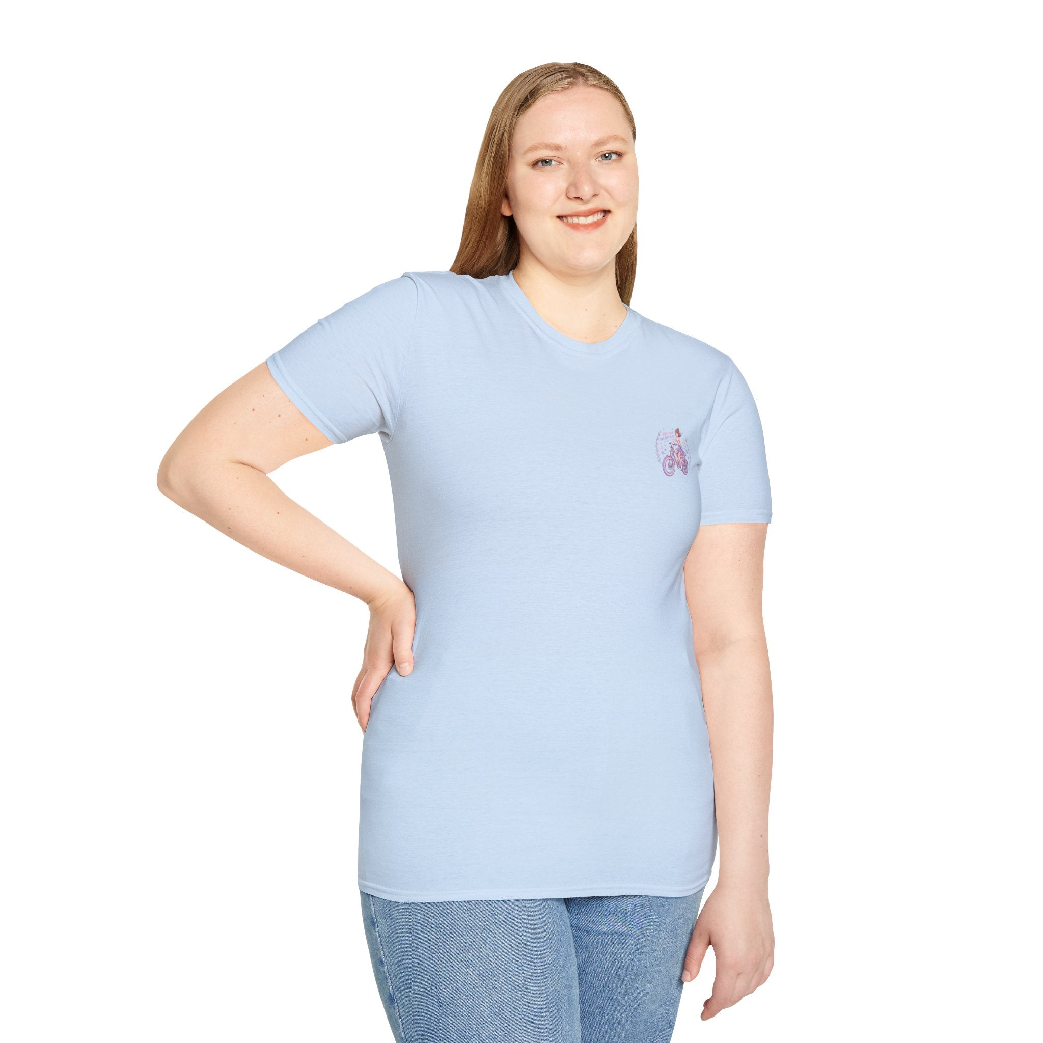 Vintage Lavender Bicycle Pocket T‑Shirt — Cute Retro Bike Graphic Tee