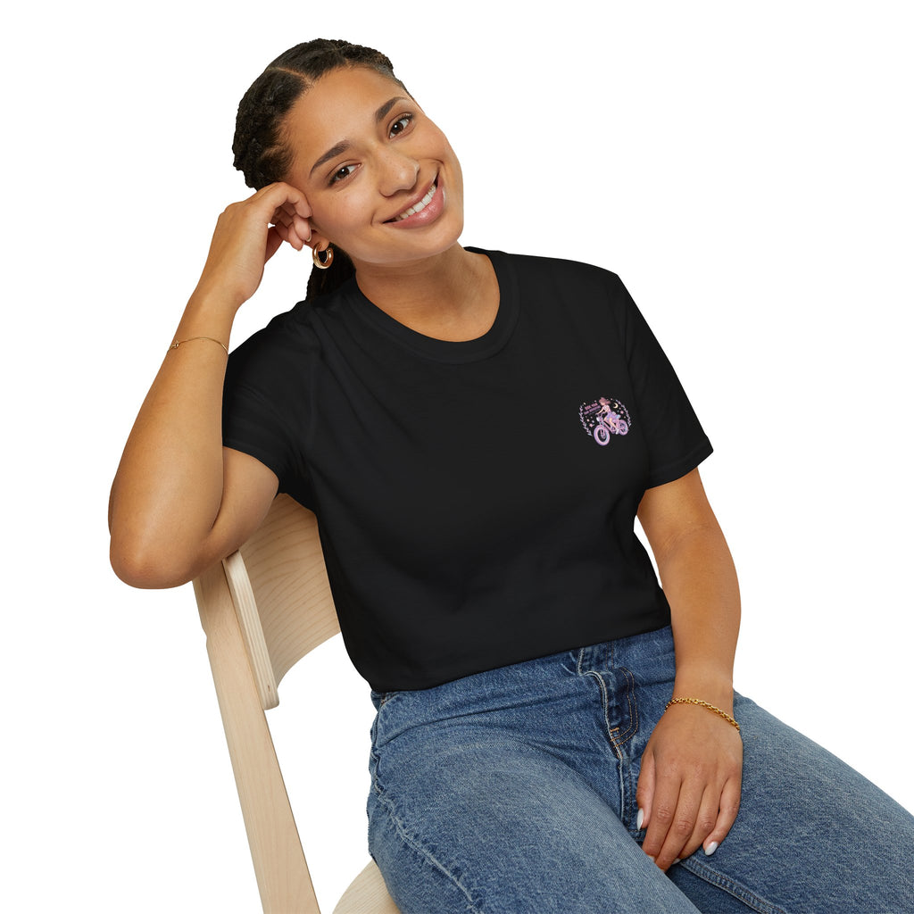 Vintage Lavender Bicycle Pocket T‑Shirt — Cute Retro Bike Graphic Tee